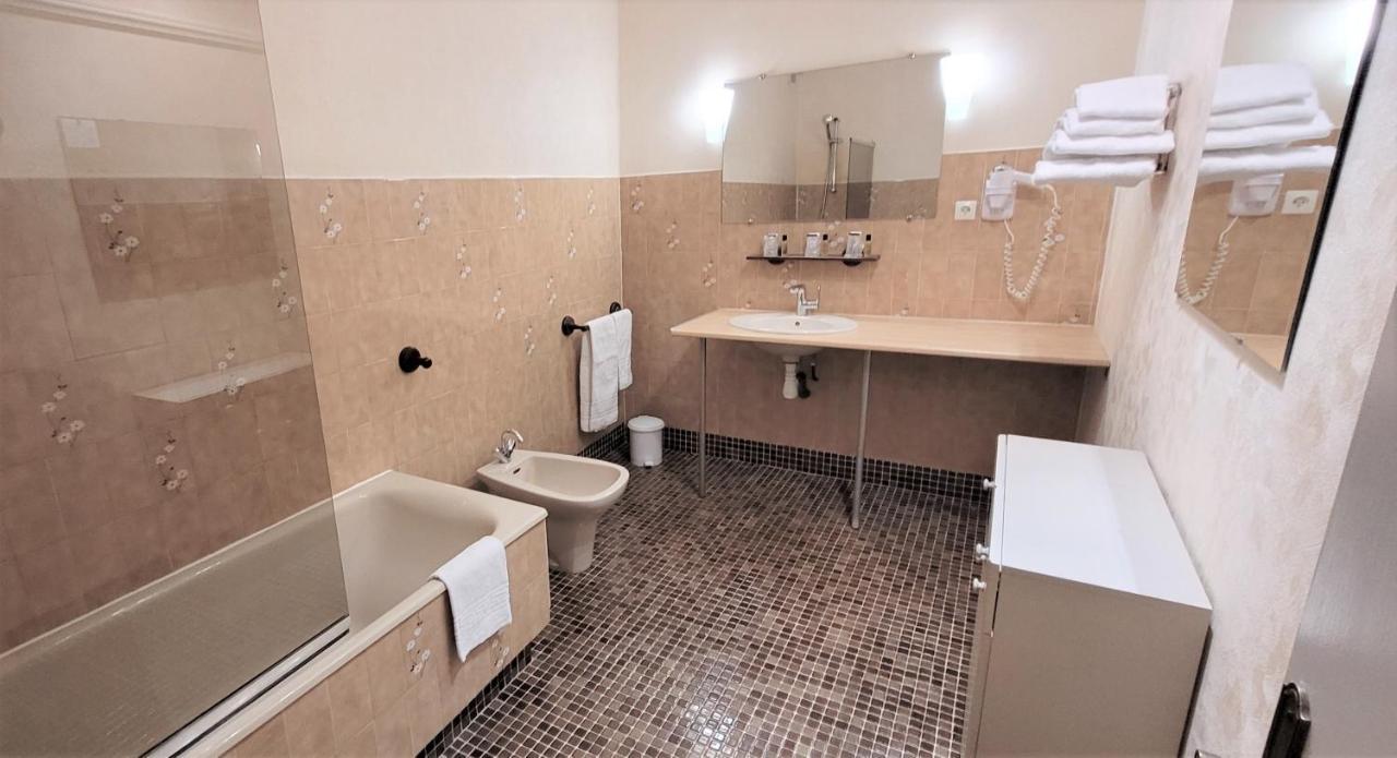 Nouvel Hotel Lons-le-Saunier Luaran gambar